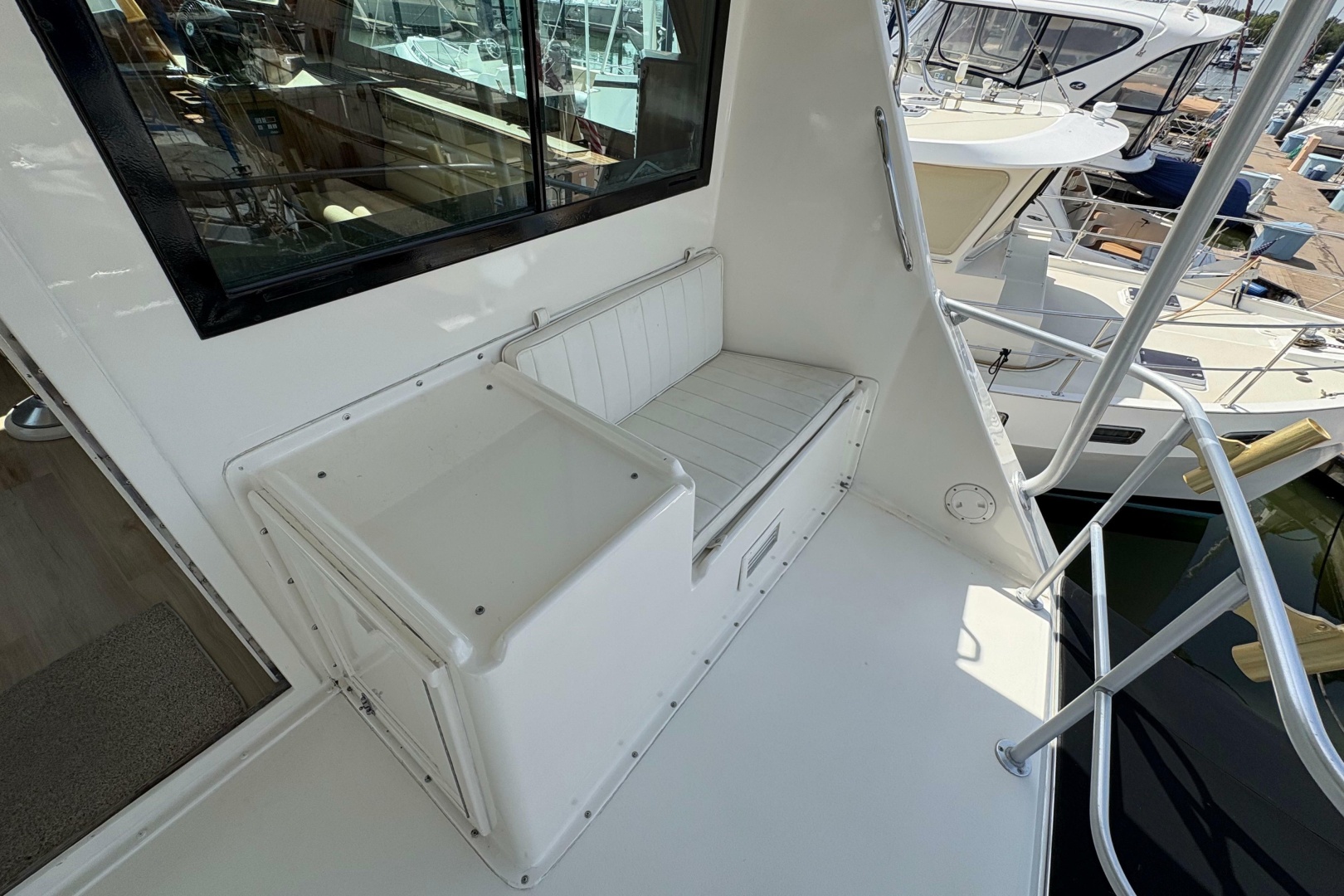 1985 Hatteras 60 Convertible