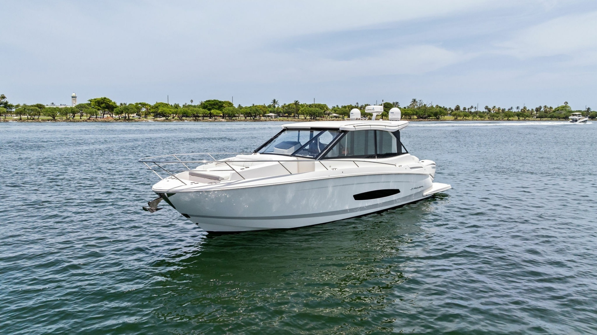 Regal 36 XO Yacht For Sale