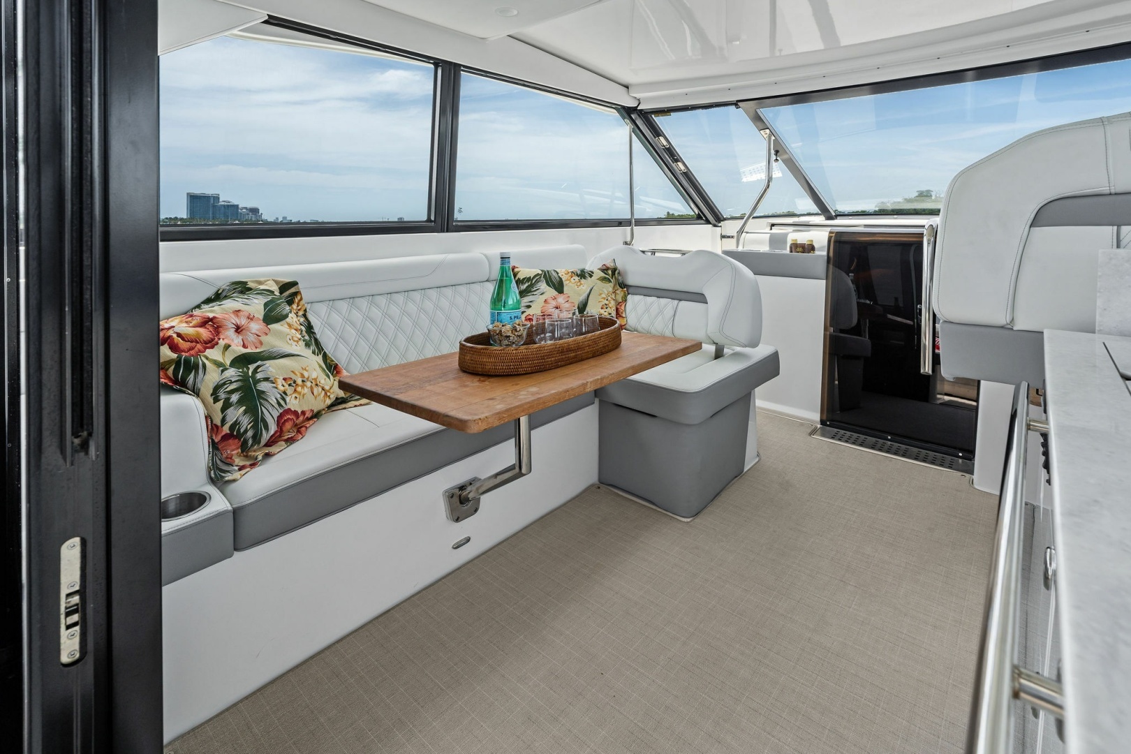 Regal 36 XO Yacht For Sale