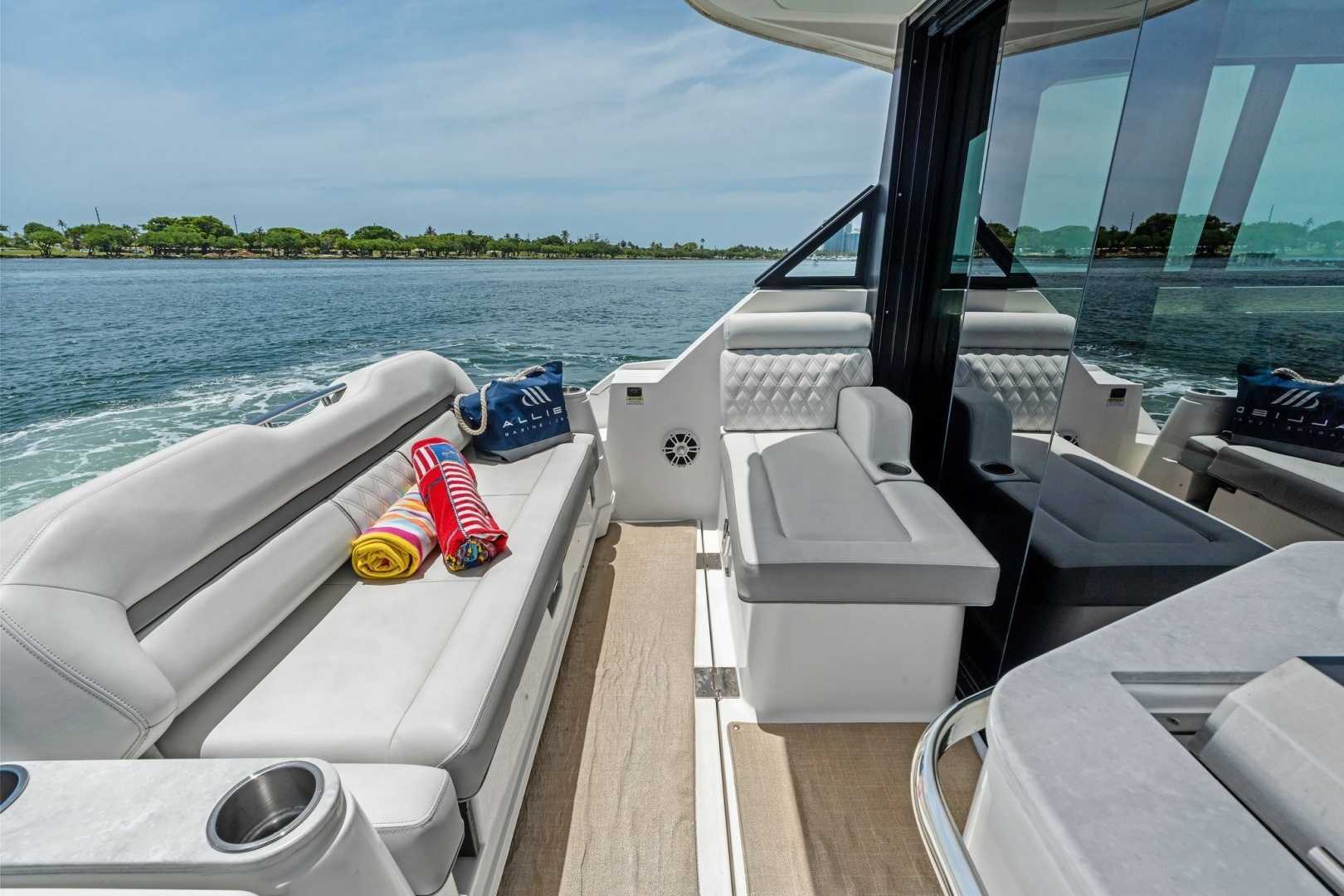 Regal 36 XO Yacht For Sale