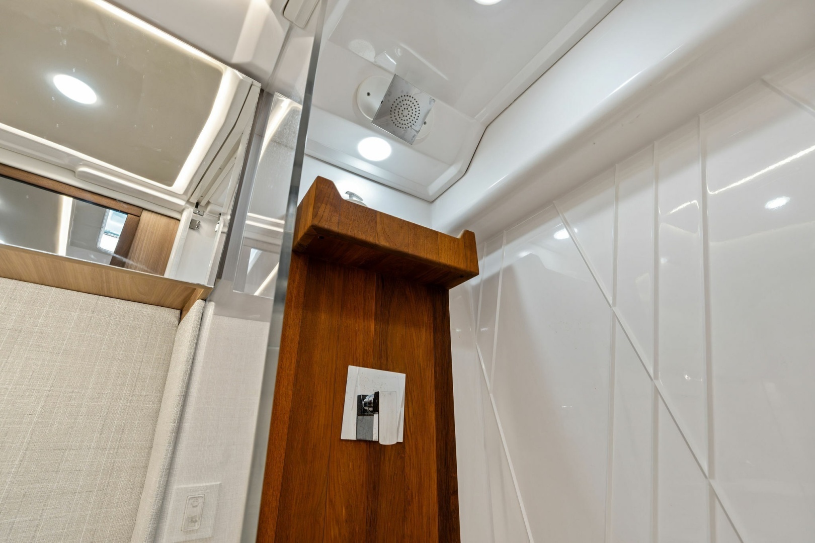 Regal 36 XO Yacht For Sale