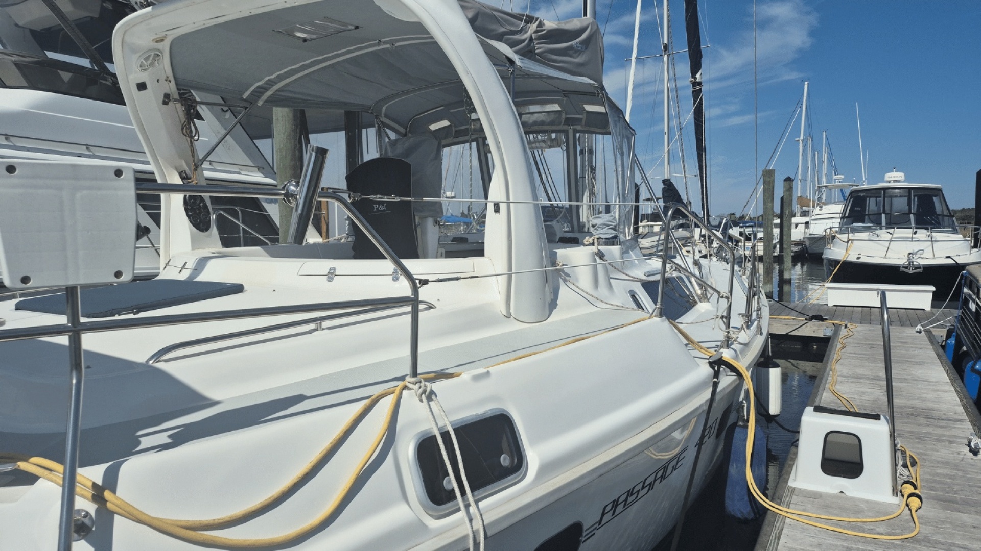 Paws amp Chill 42ft Hunter Yacht For Sale Paws amp Chill 42ft Hunter Yacht For Sale