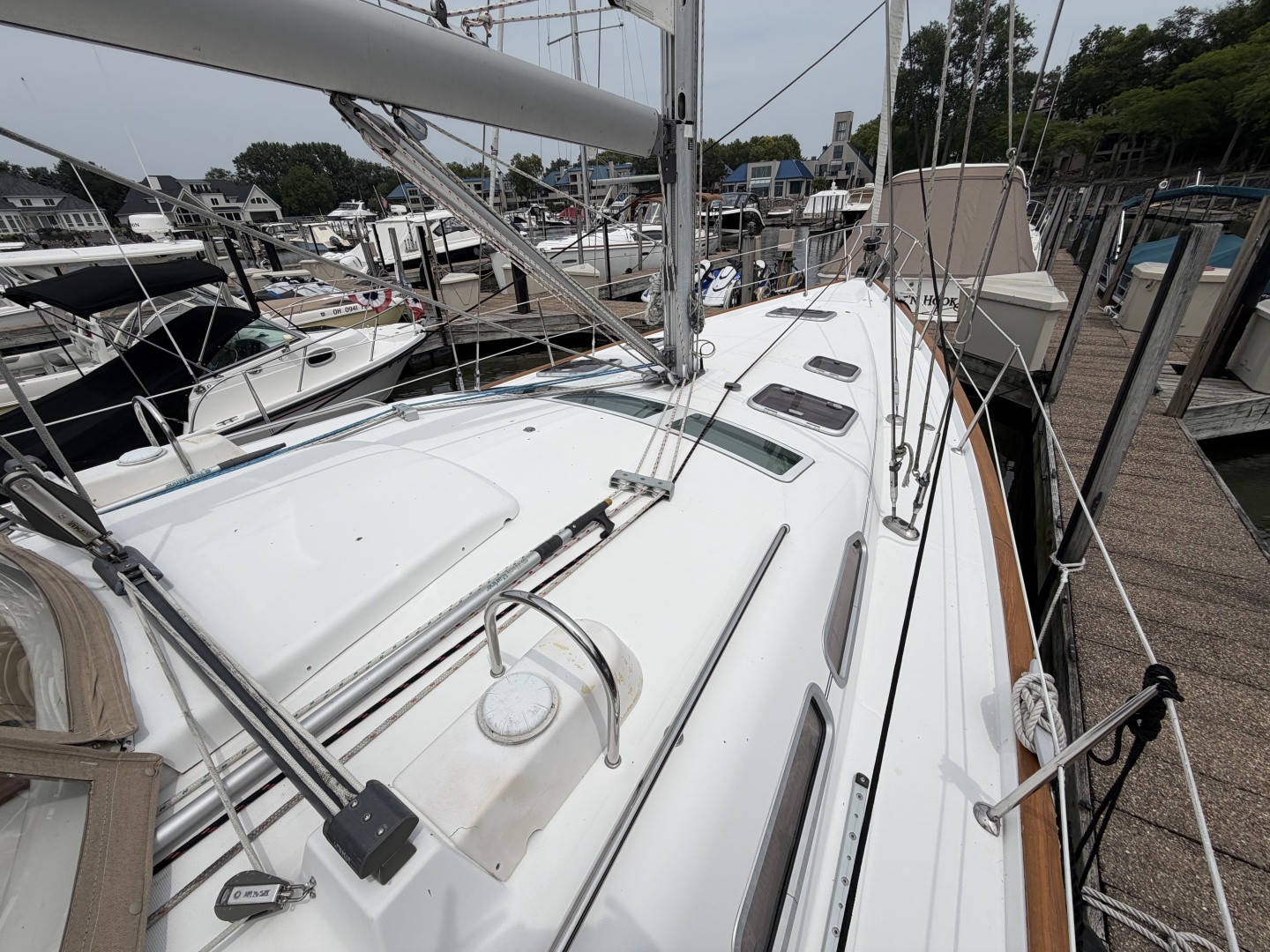 2007 Beneteau 423