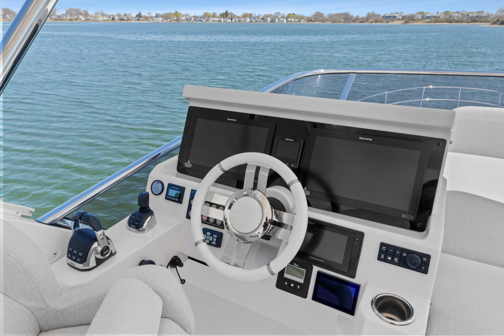 Azimut 50 FLYBRIDGE Yacht For Sale
