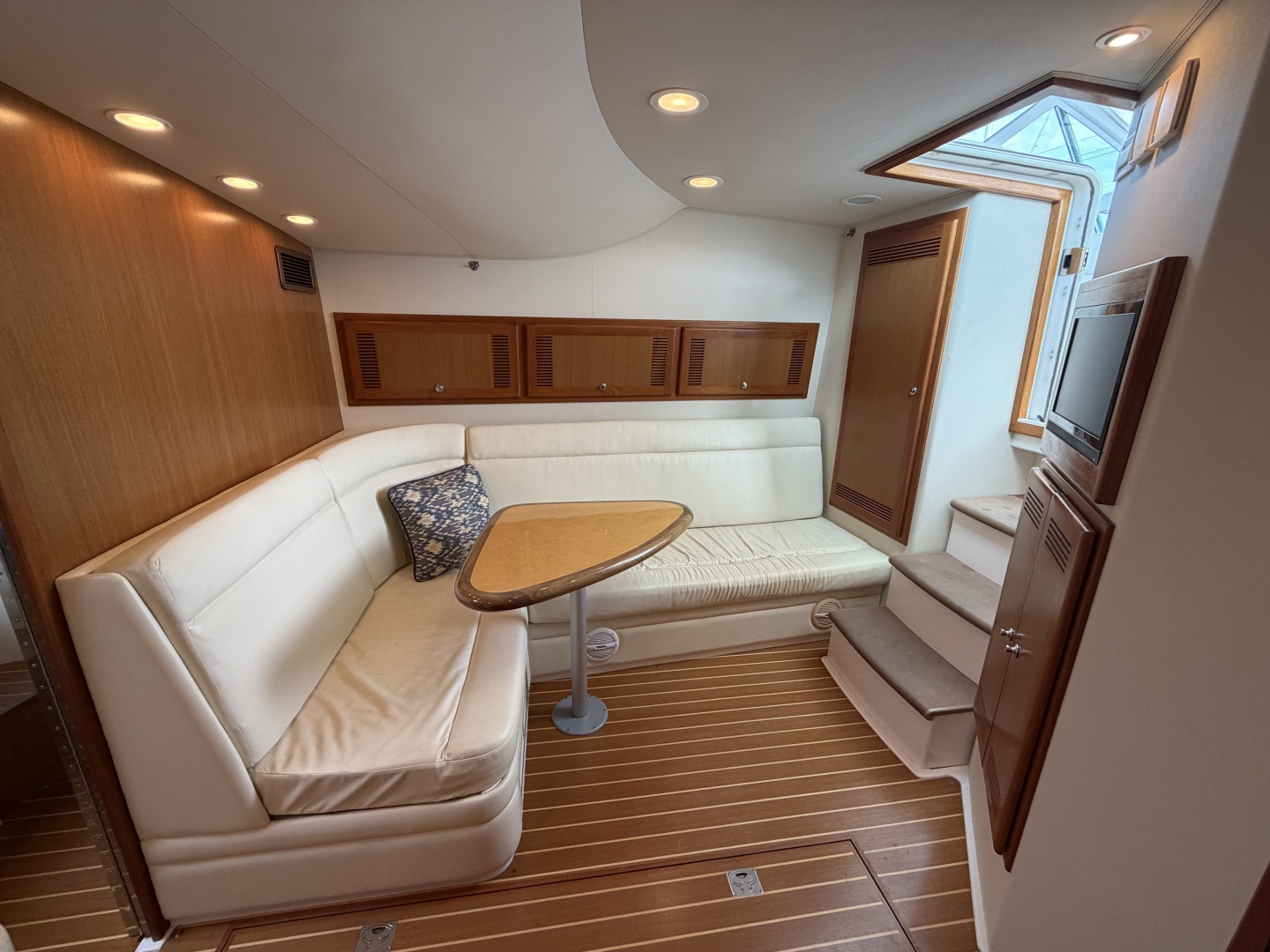 Dropping Lines 40ft Cabo Yacht For Sale Dropping Lines 40ft Cabo Yacht For Sale