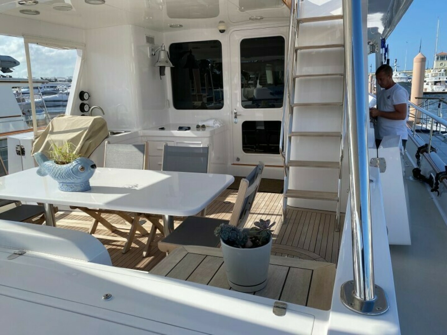 SEA BOLD 91ft New England Boatworks Yacht For Sale SEA BOLD 91ft New England Boatworks Yacht For Sale
