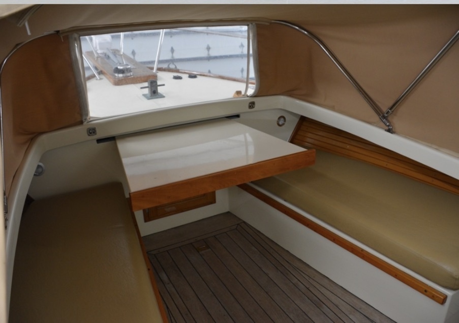 24ft Ellis Yacht For Sale