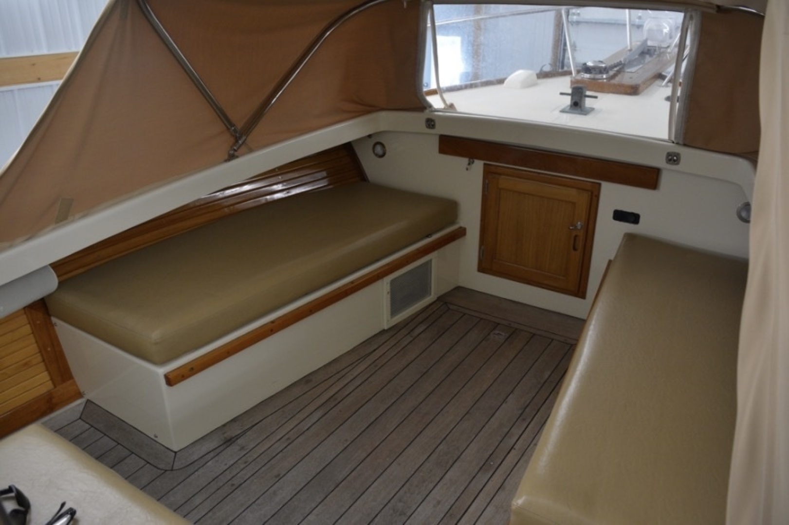 24ft Ellis Yacht For Sale