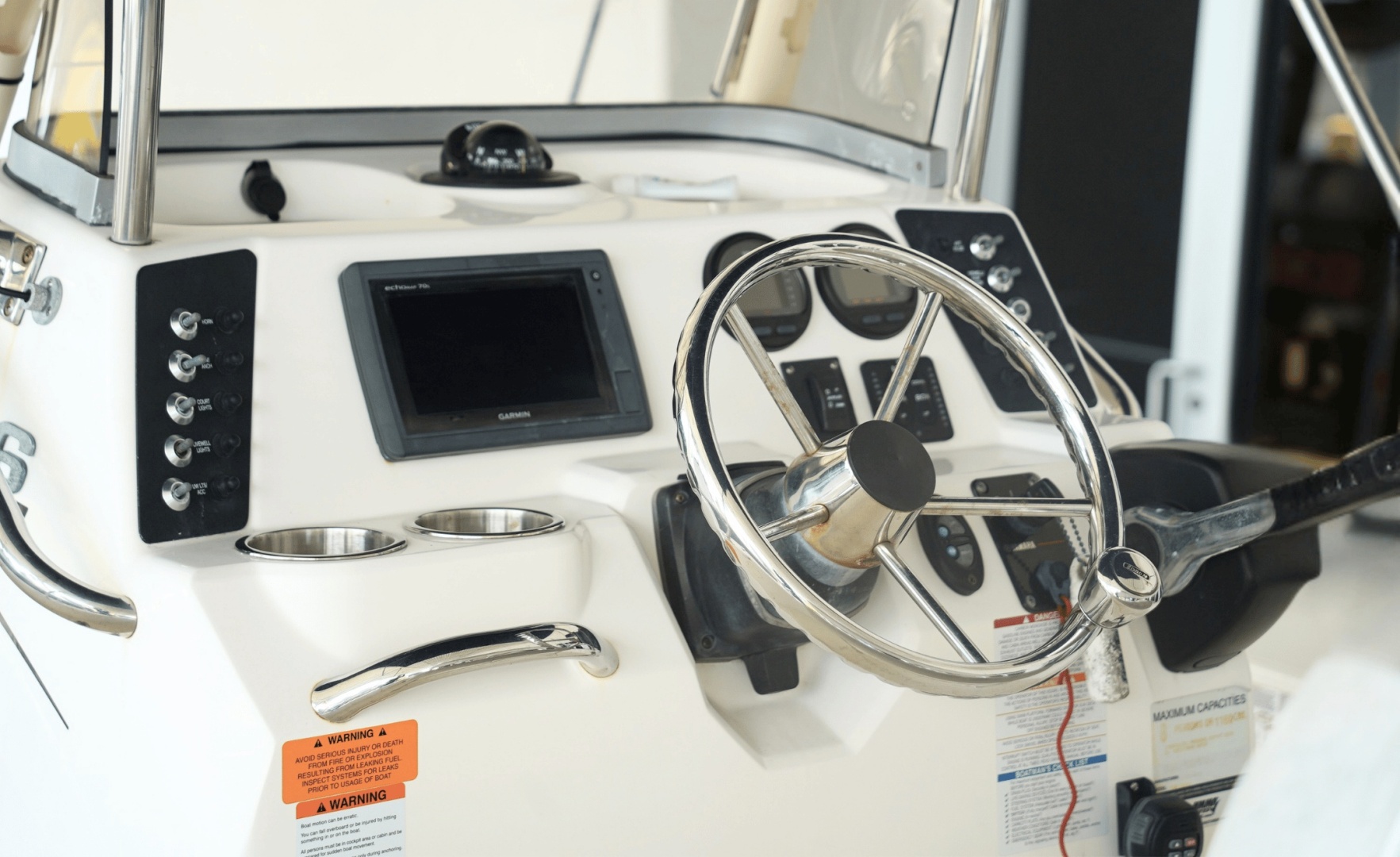 20ft Robalo Yacht For Sale