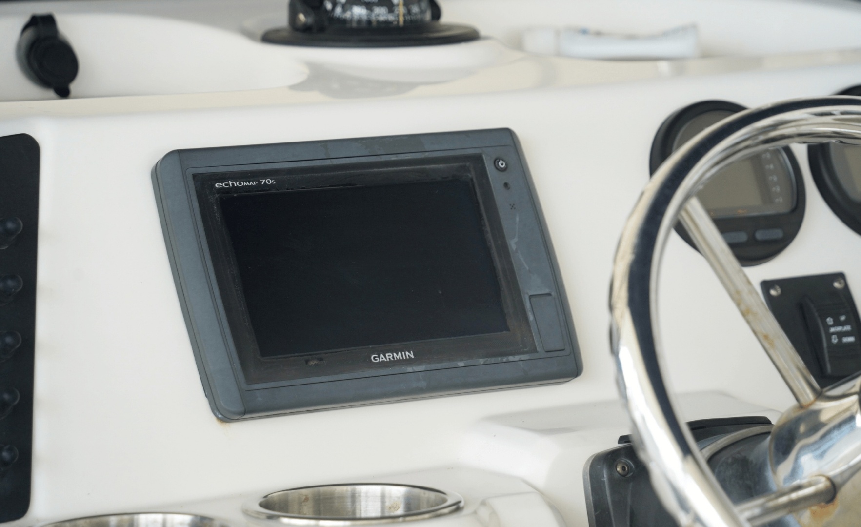 2014 Robalo Cayman 206