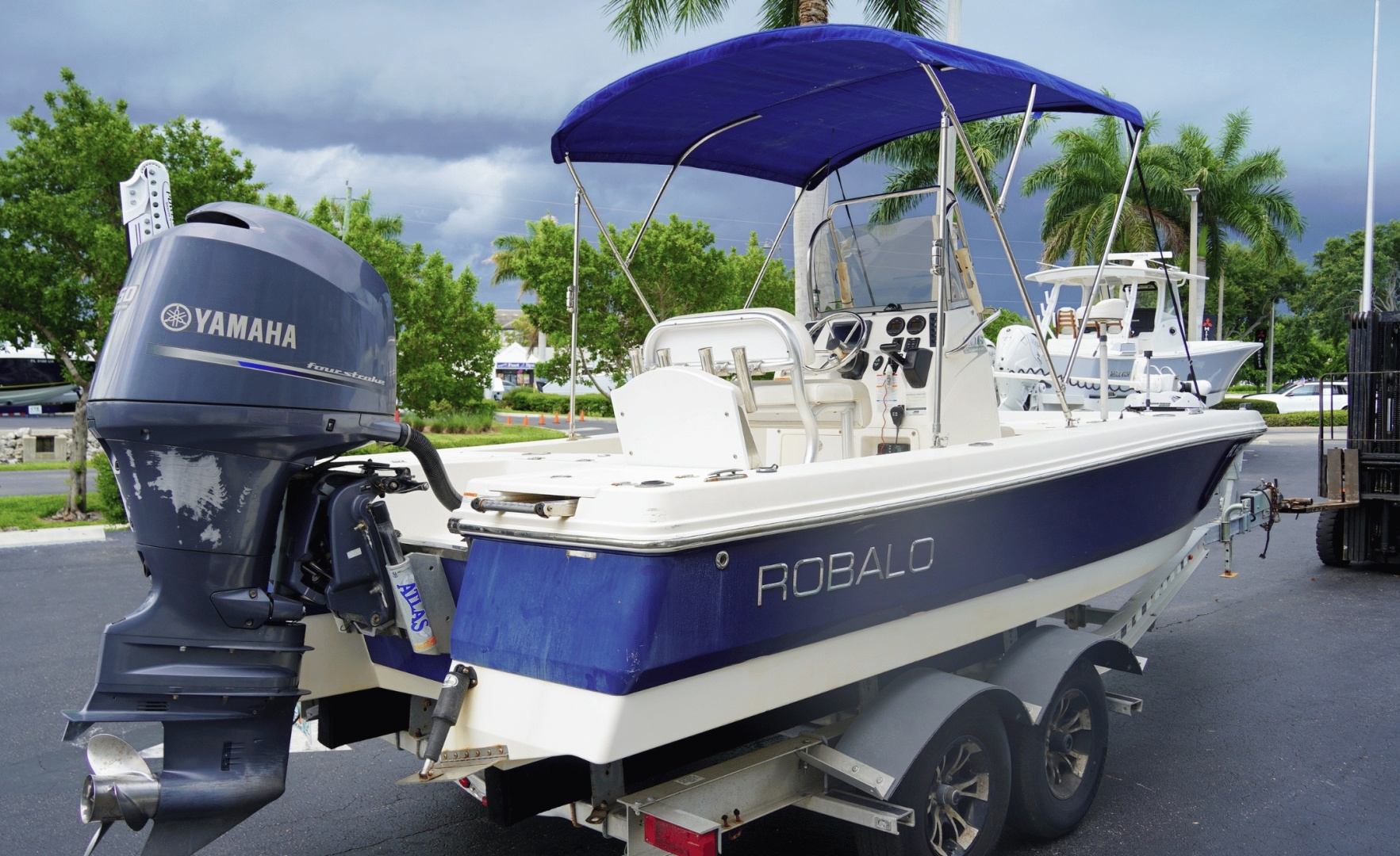 20ft Robalo Yacht For Sale