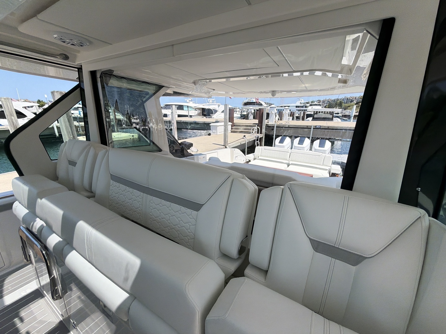 SASSY THREE 48ft Tiara Yachts Yacht For Sale