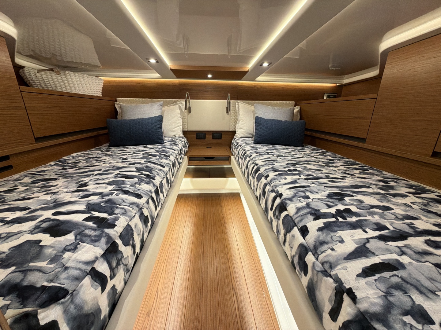 SASSY THREE 48ft Tiara Yachts Yacht For Sale