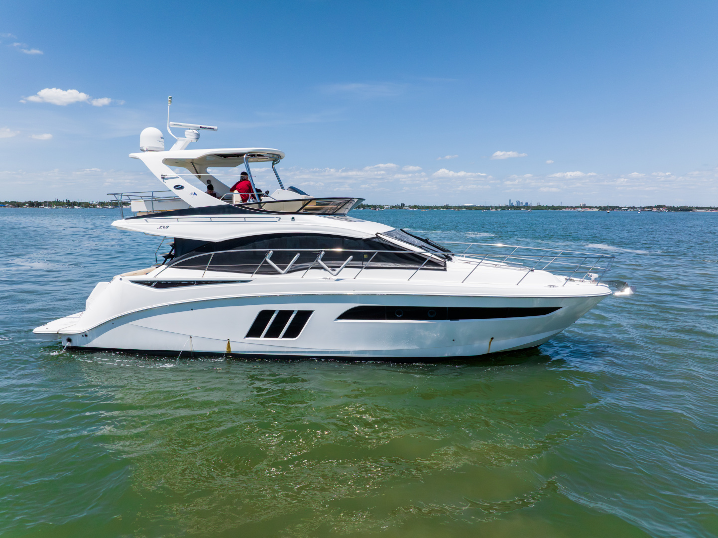 Sea Ray 510 FLY Yacht For Sale