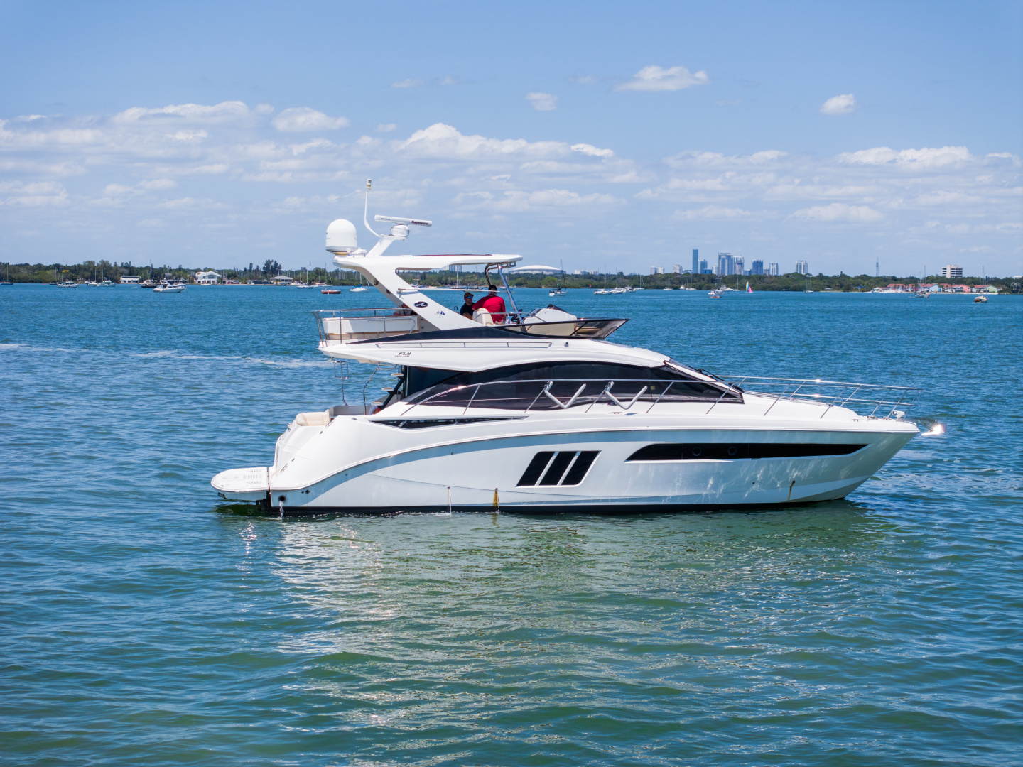 Sea Ray 510 FLY Yacht For Sale