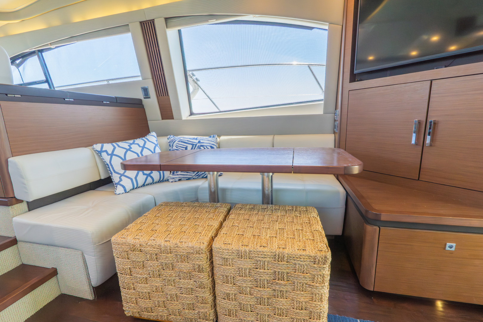 Sea Ray 510 FLY Yacht For Sale