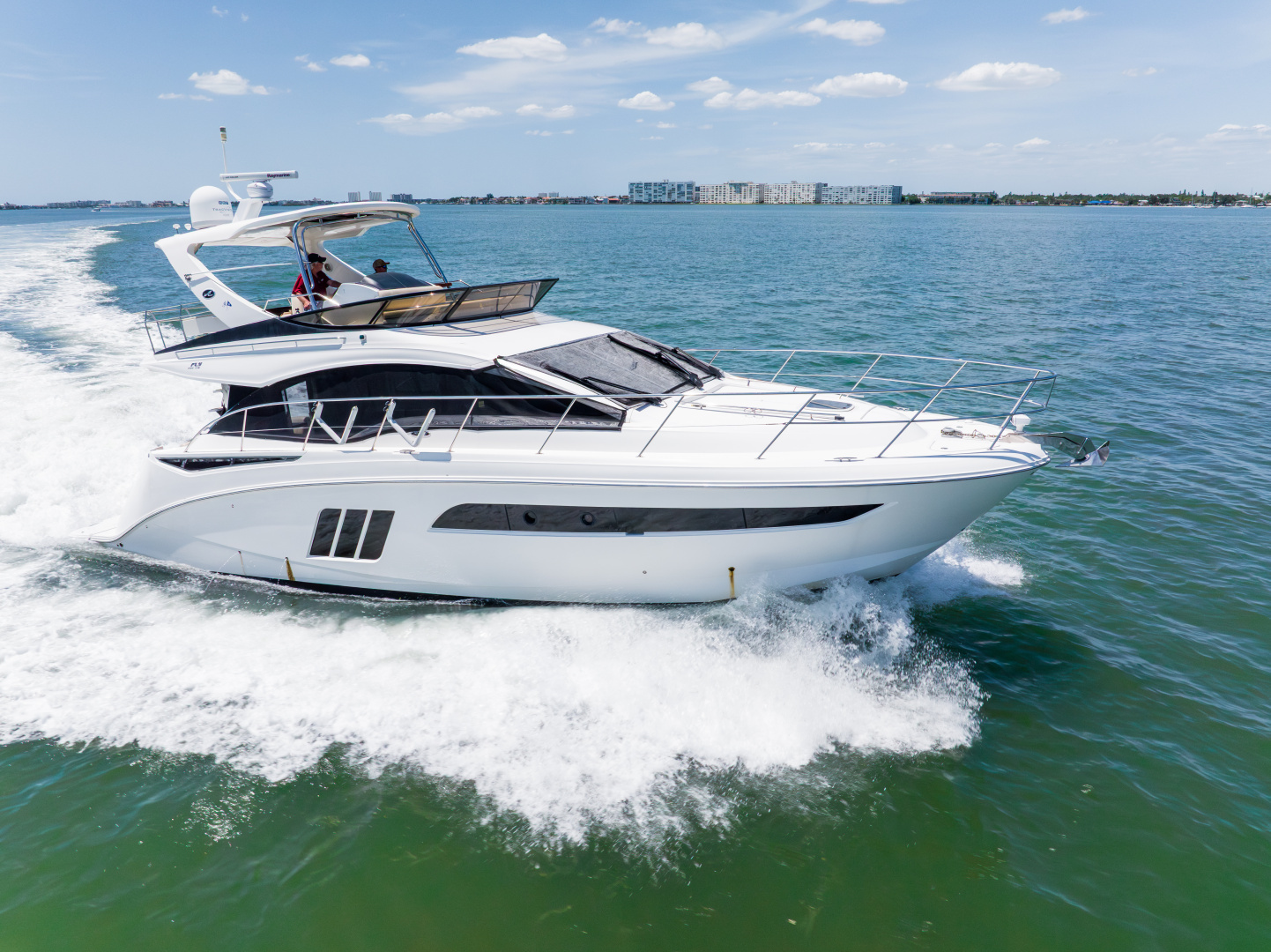 Sea Ray 510 FLY Yacht For Sale