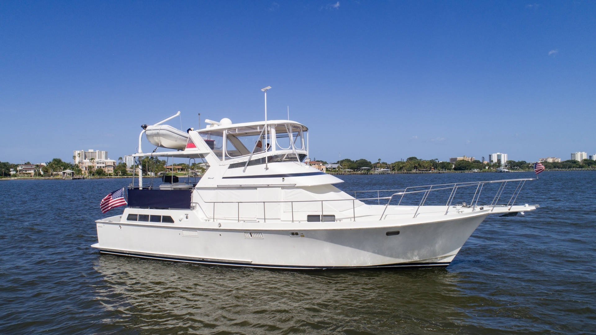 1988 Tollycraft 44 Cockpit M.Y.