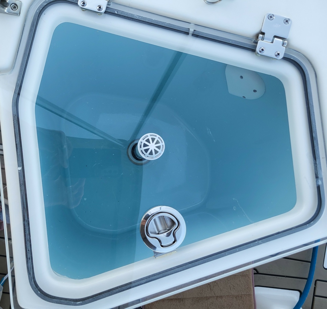 28ft Cutwater Yacht For Sale