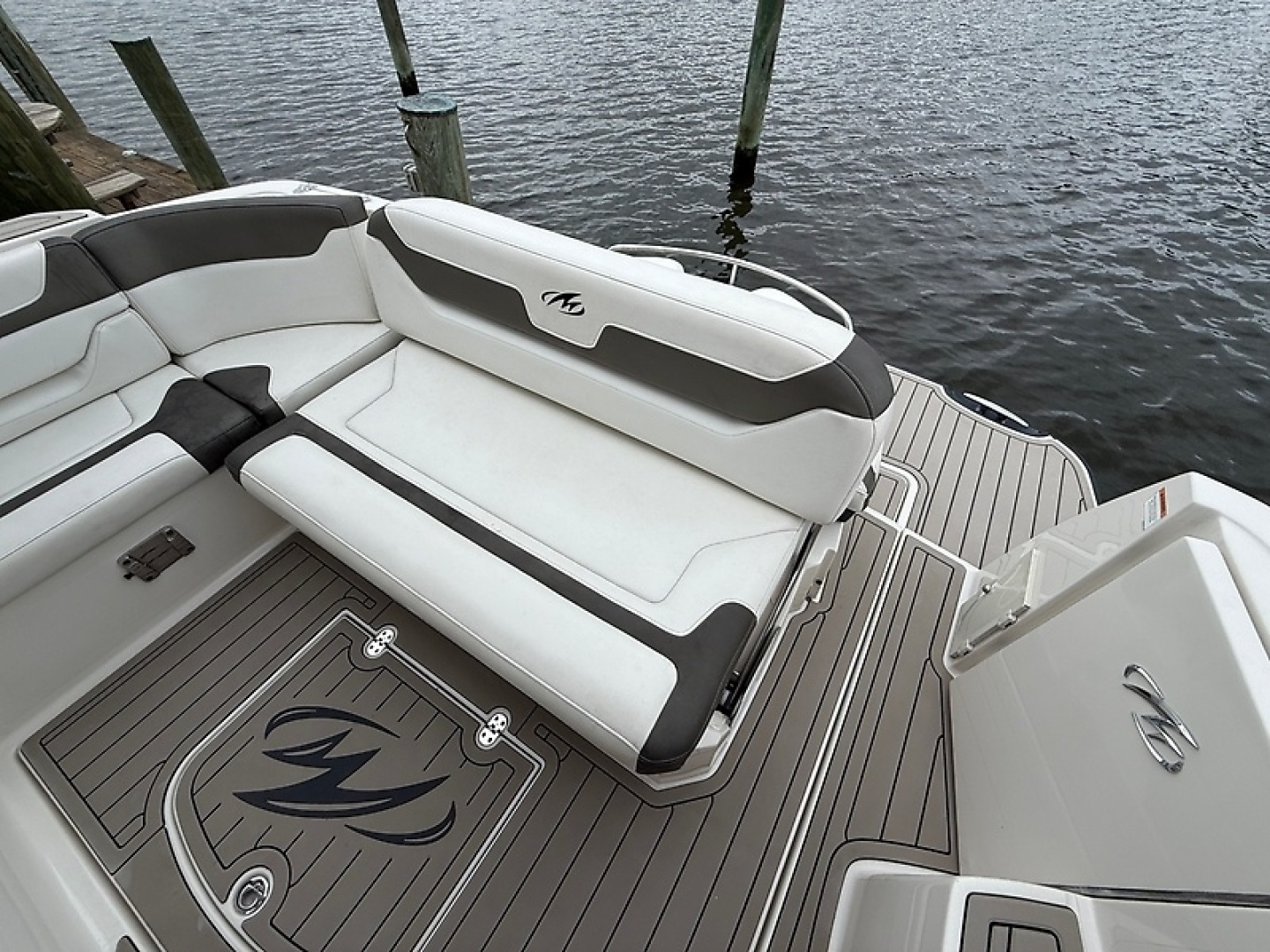 Liquid Asset II 34ft Monterey Yacht For Sale