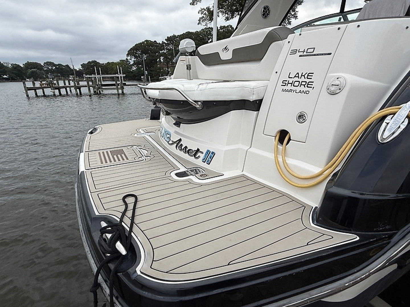 Liquid Asset II 34ft Monterey Yacht For Sale