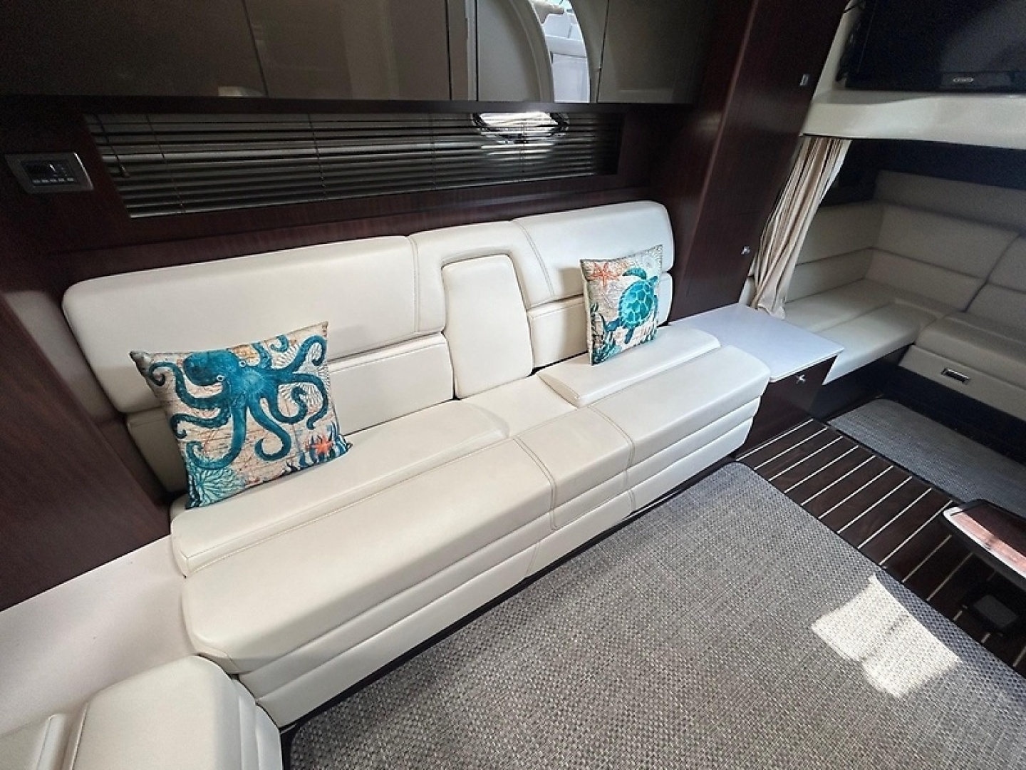 Liquid Asset II 34ft Monterey Yacht For Sale