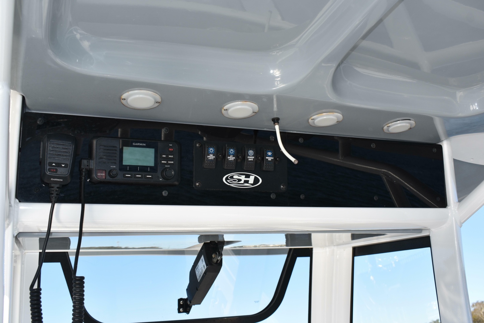 25ft Sea Hunt Yacht For Sale