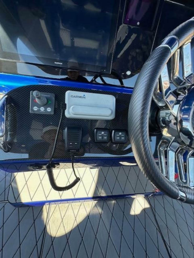 2019 Mystic M4200