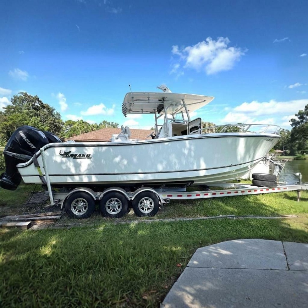 2014 Mako 284 Center Console