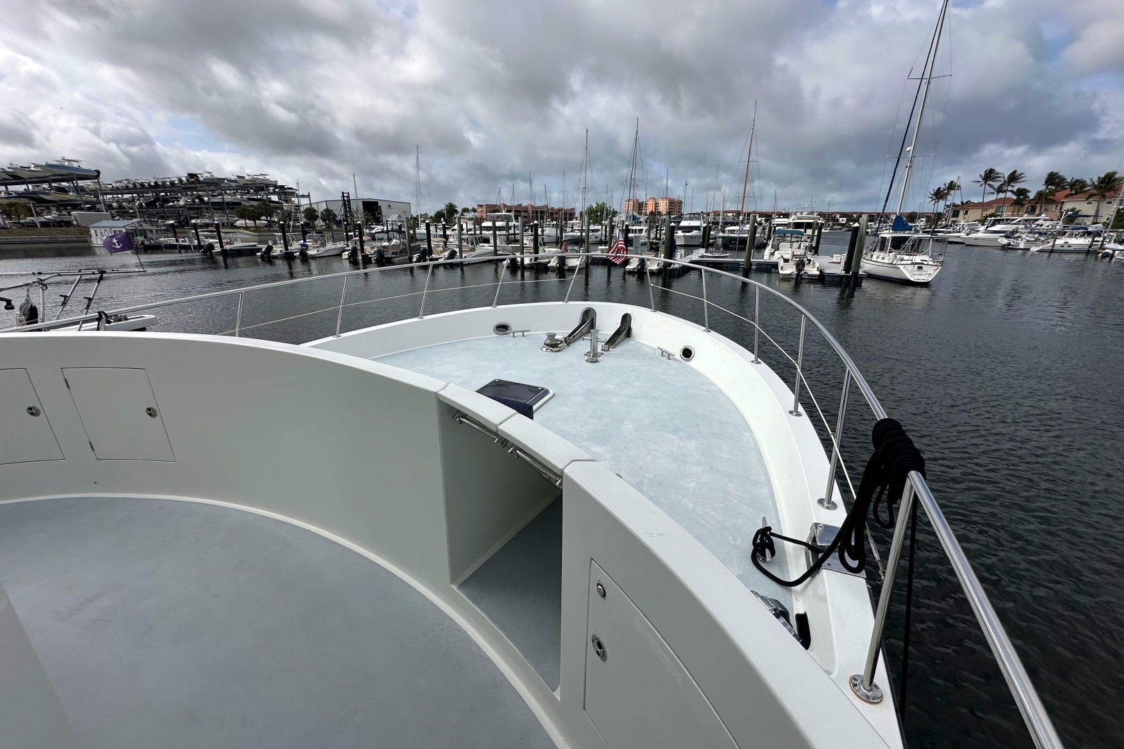 2005 Jefferson Pilothouse 63