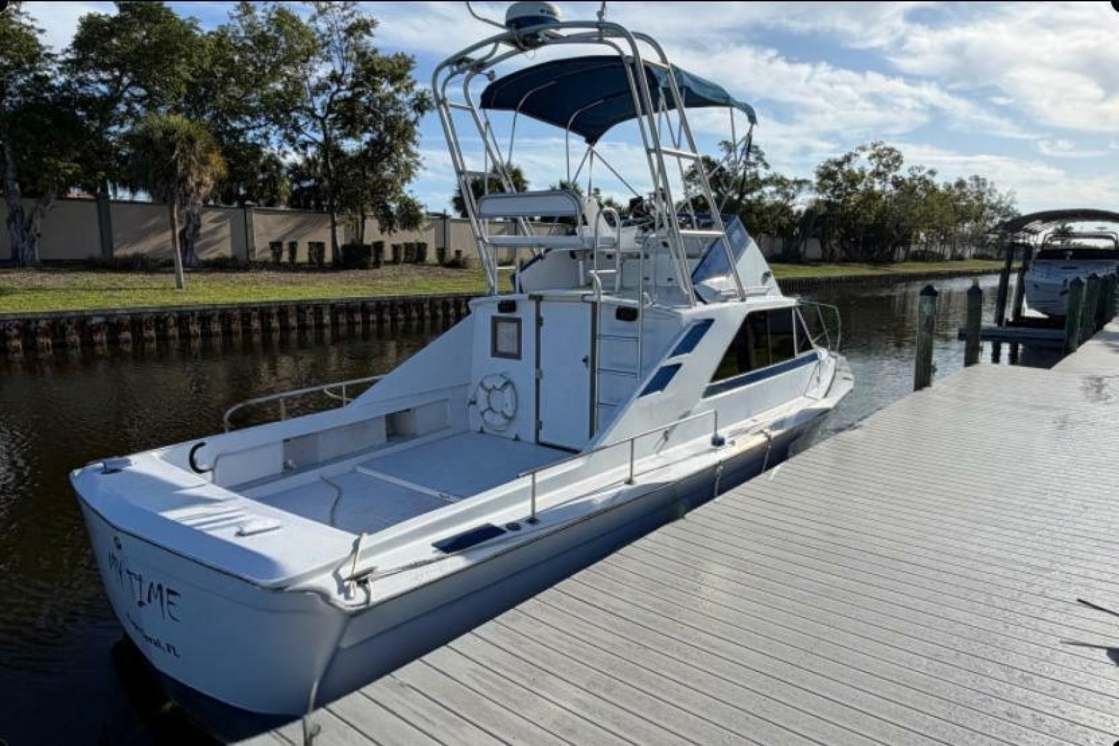 My Time 31ft Chris Craft Yacht For Sale My Time 31ft Chris Craft Yacht For Sale