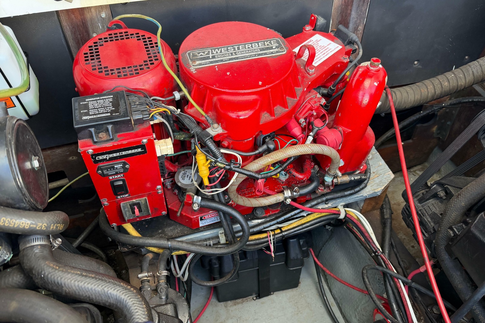 1973 Chris-Craft 31 Commander