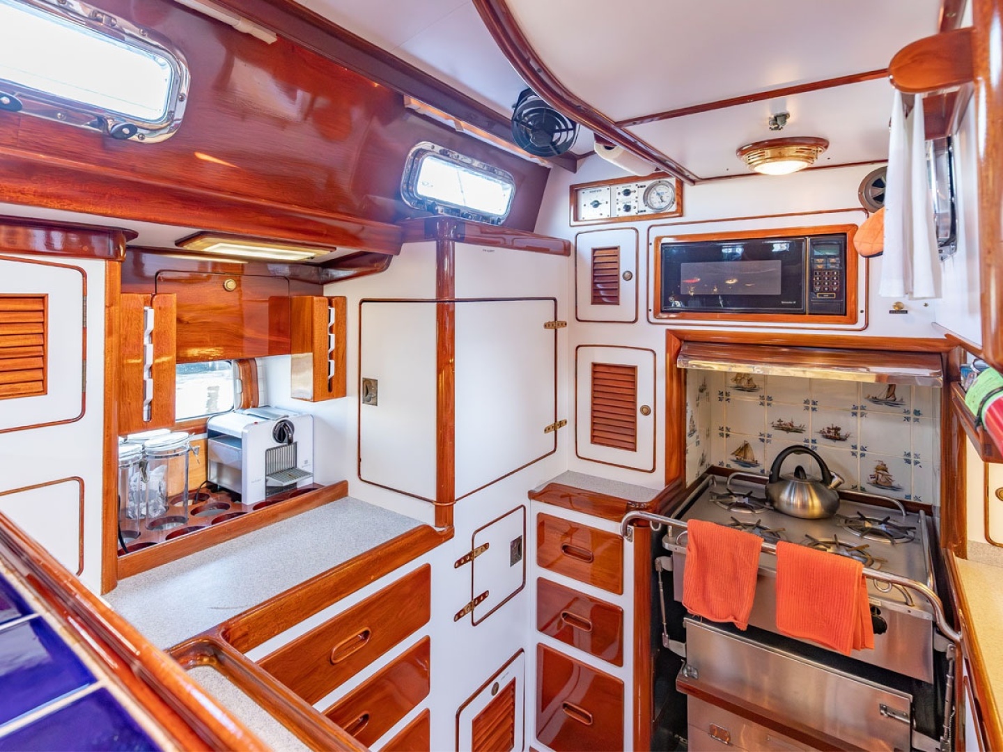 Little Harbor 60 — MOONRACER - Photo 26
