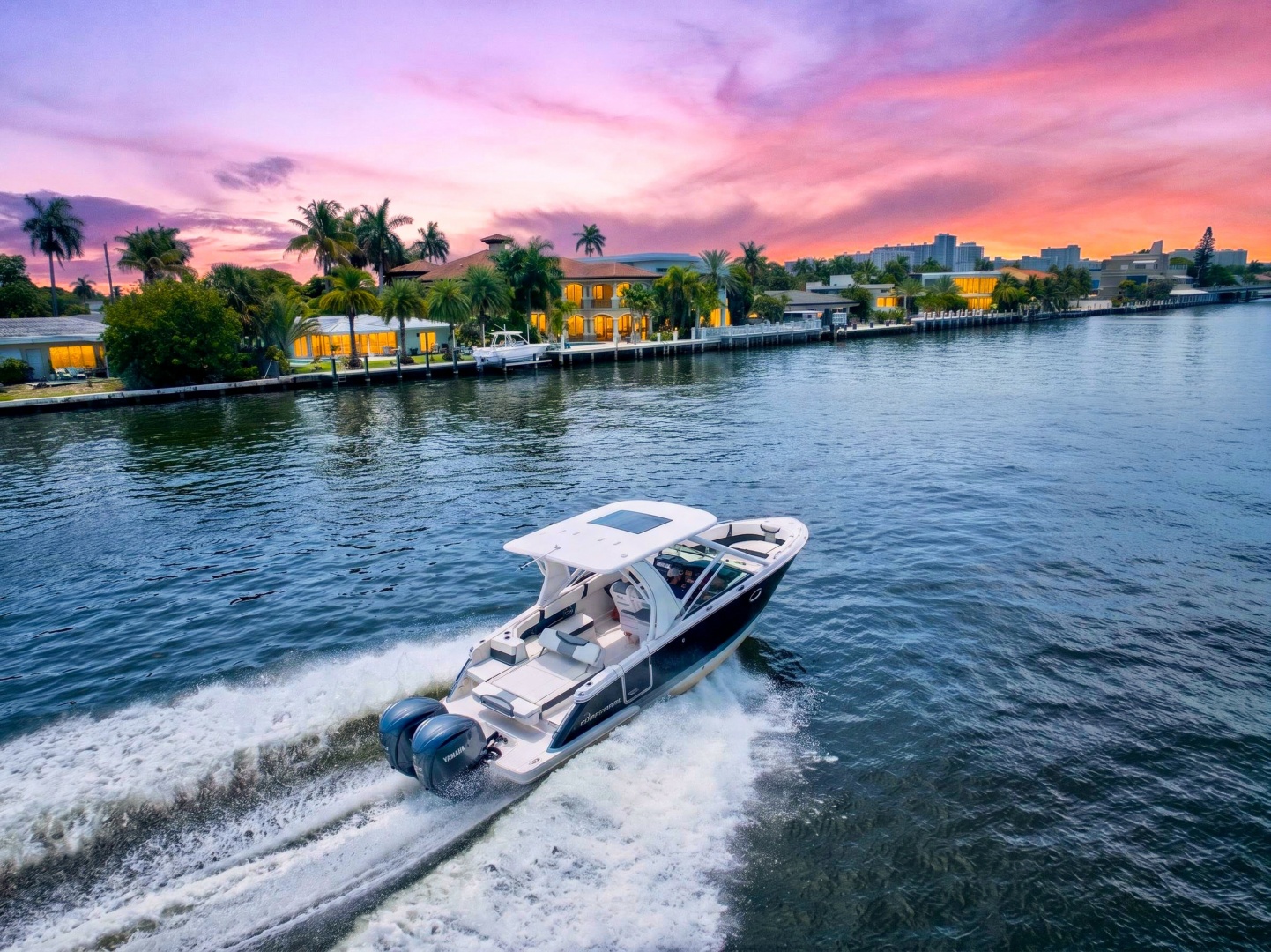 2023 Chaparral 280 OSX