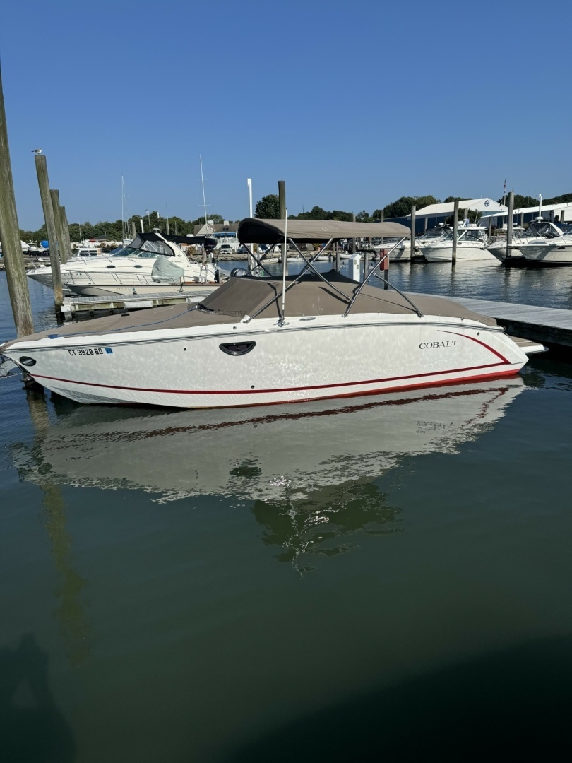 25' 8" | 2014 | Cobalt R 5