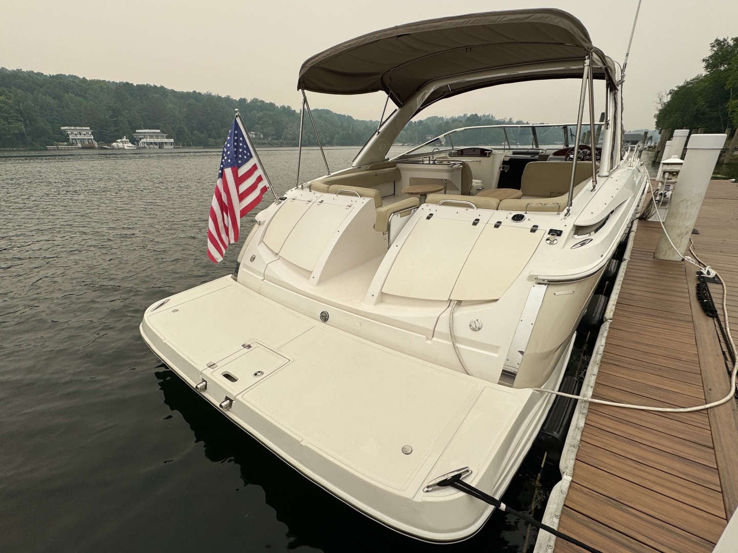 2012 Regal 3550 Cuddy