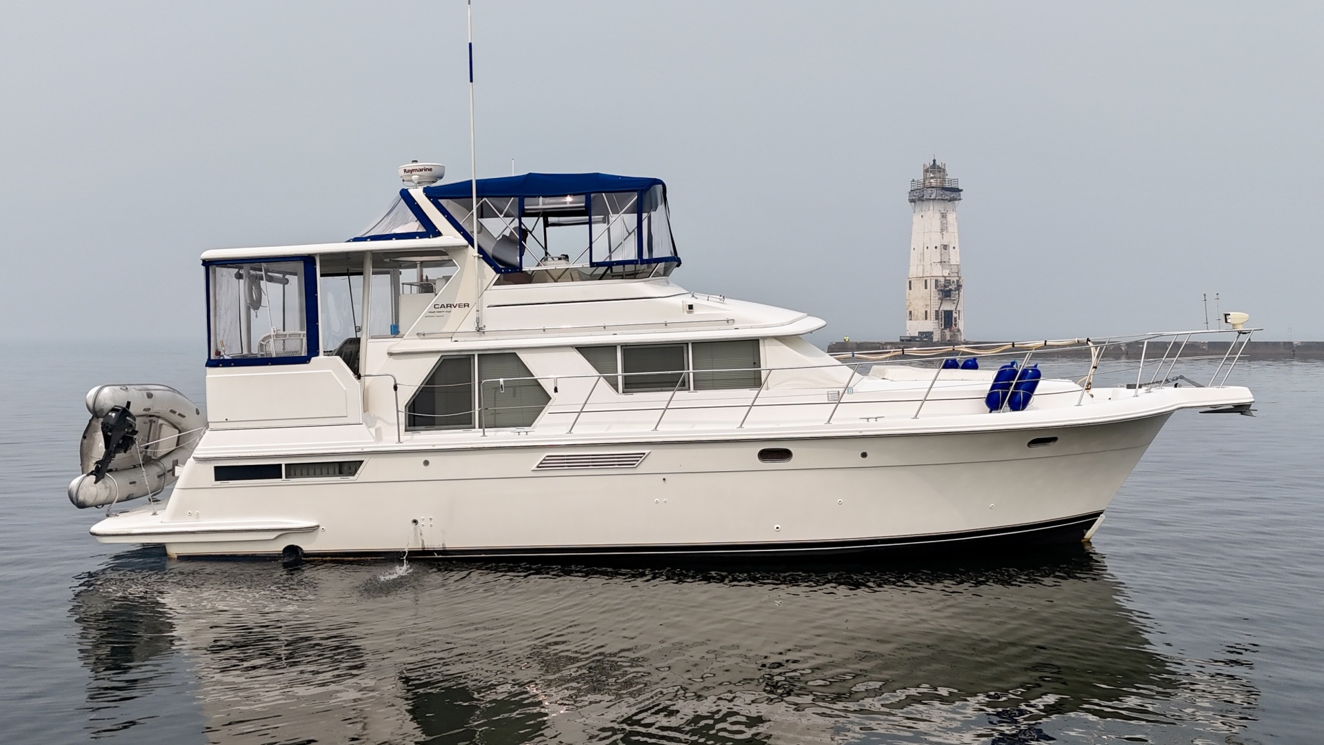 Liquid Assets 44ft Carver Yacht For Sale