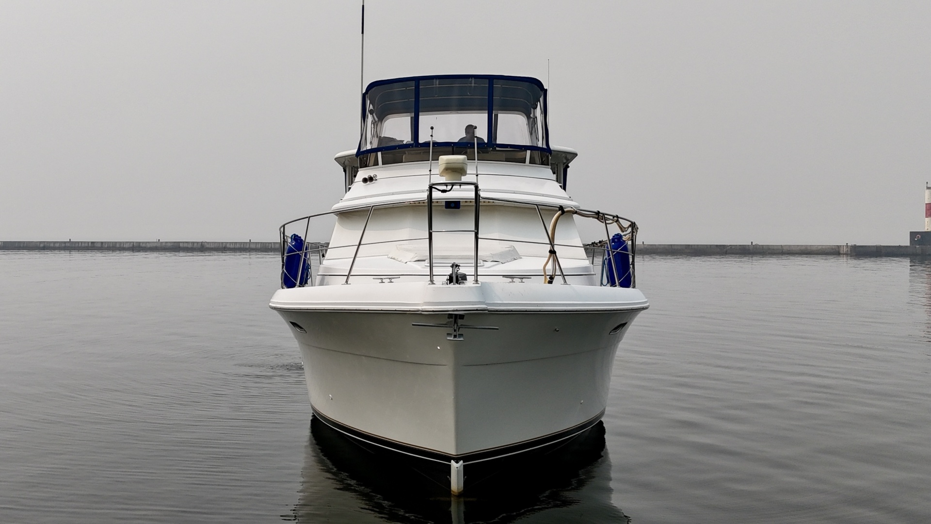 Liquid Assets 44ft Carver Yacht For Sale