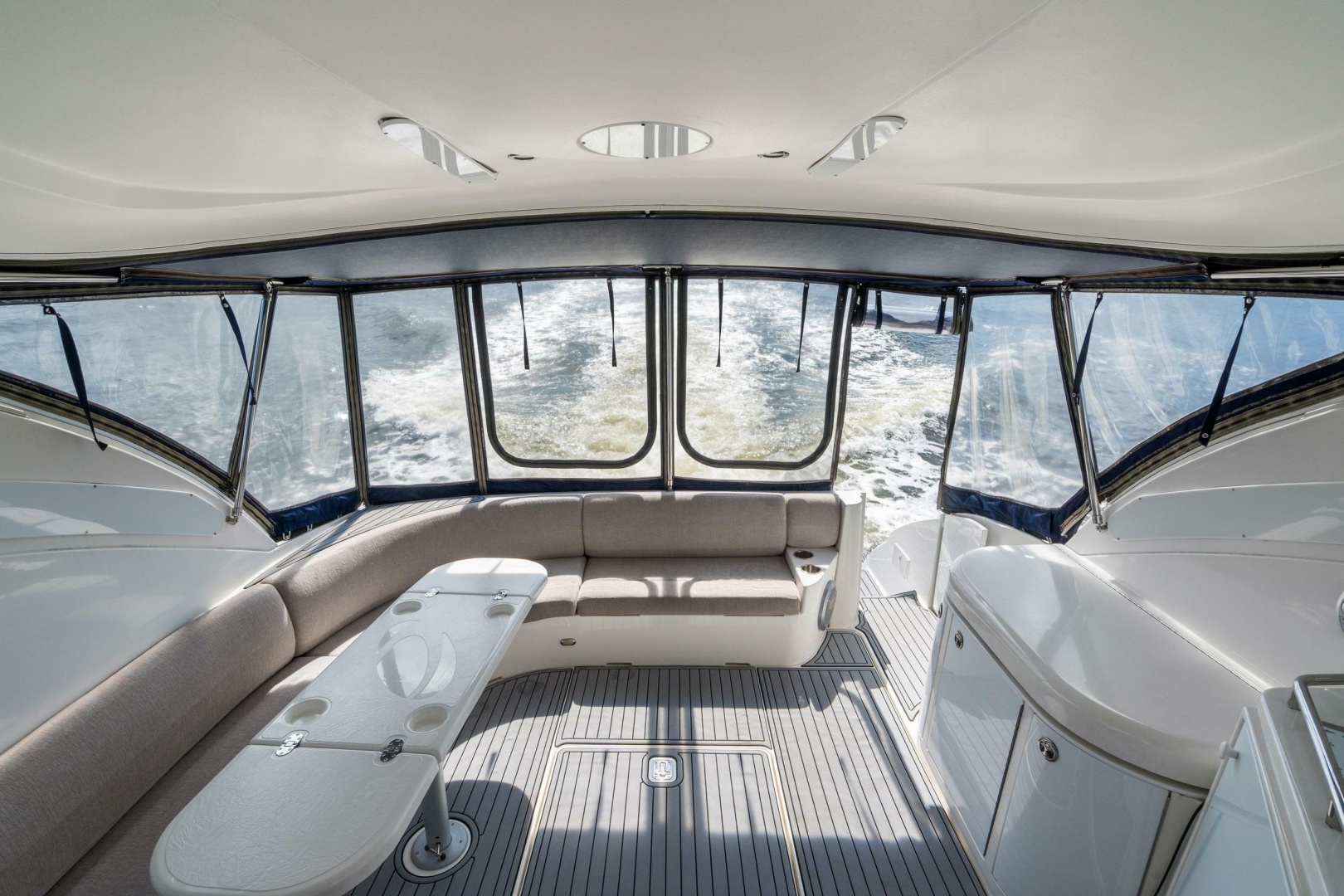 Cruisers Yachts 520 Express Yacht For Sale