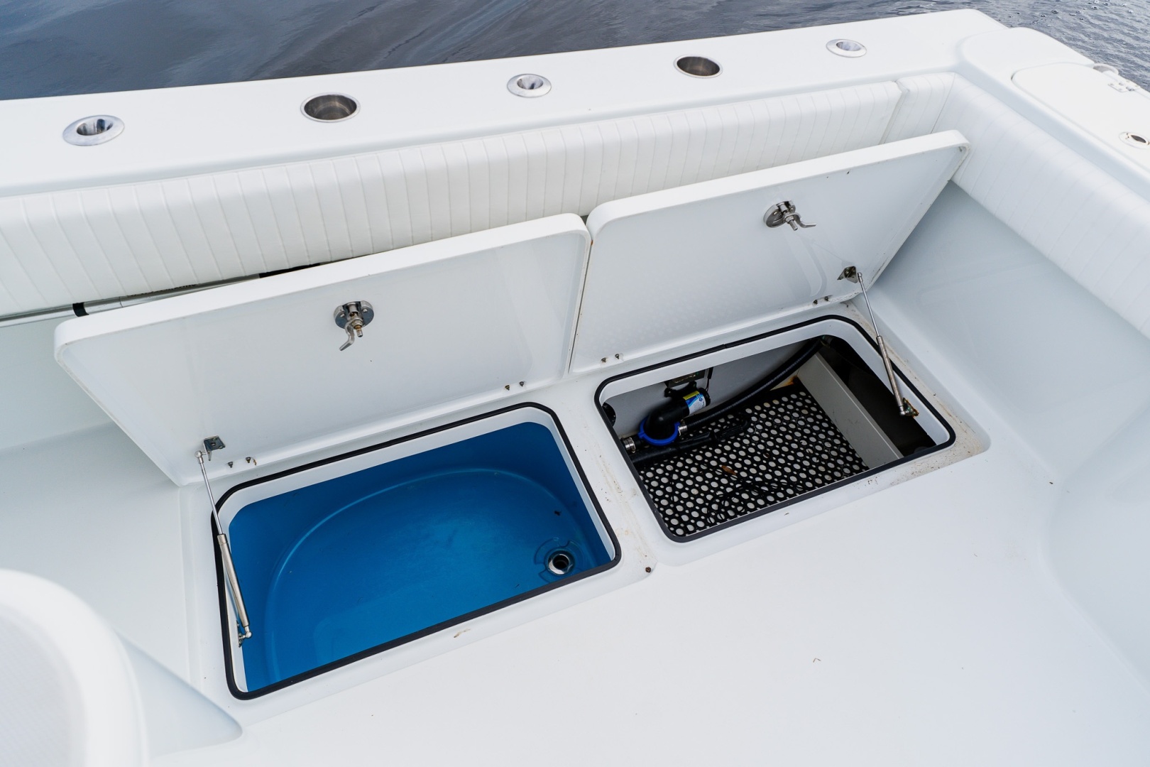34ft Freeman Yacht For Sale