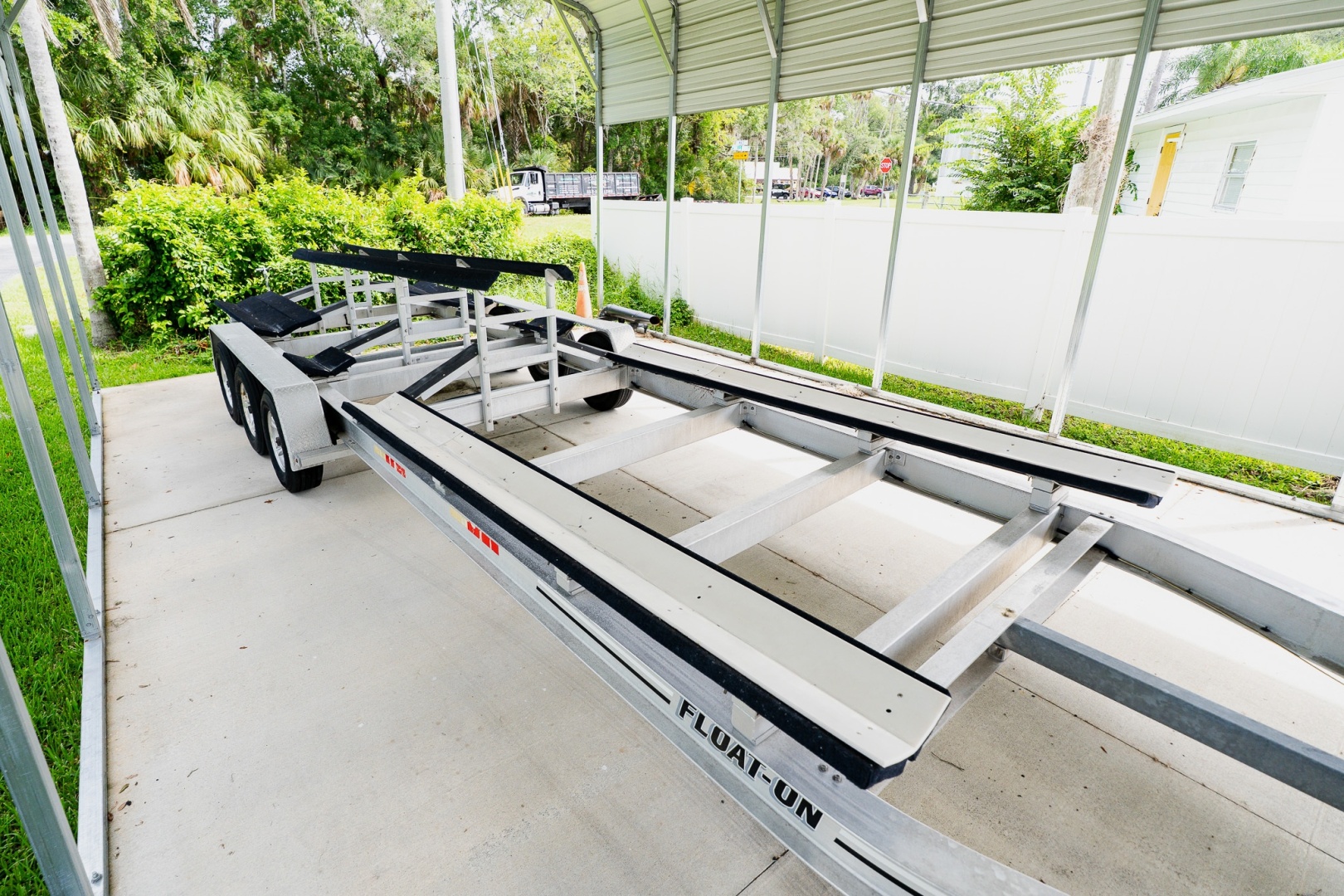 34ft Freeman Yacht For Sale