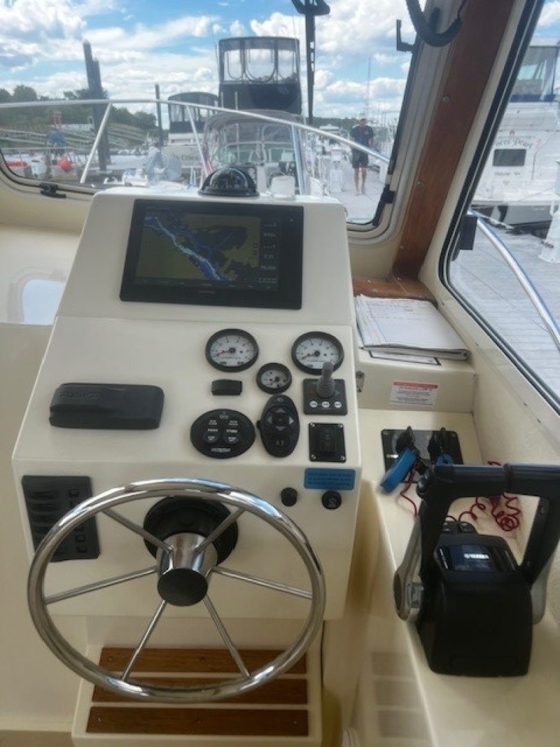 LOON SONG 27ft Eastern Yacht For Sale