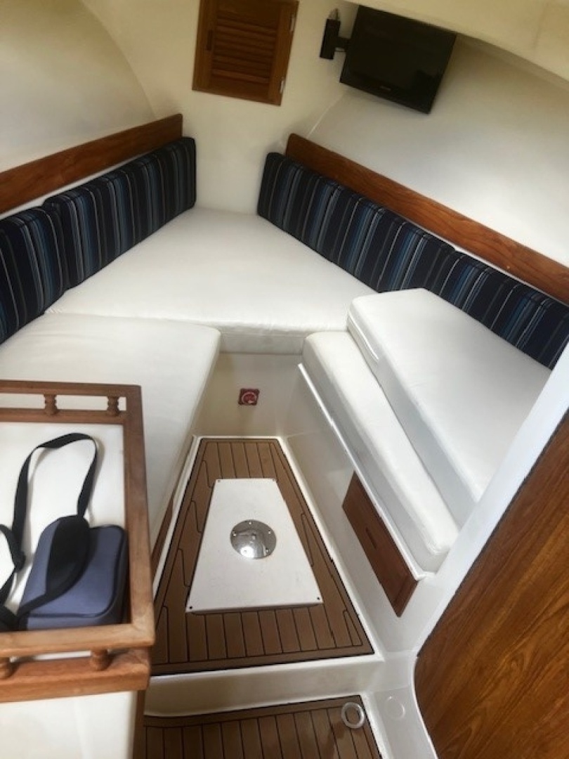 V Berth