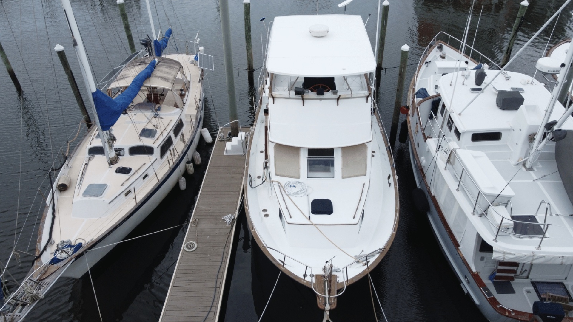 44ft Island Gypsy Yacht For Sale