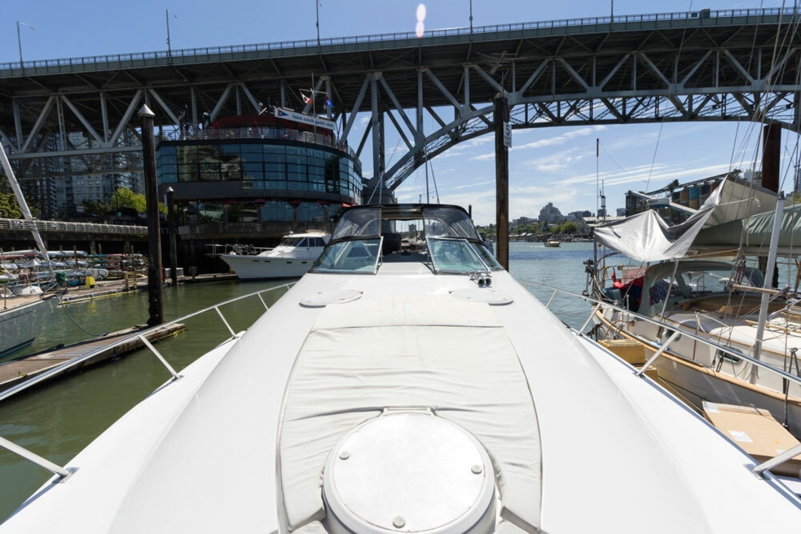 39ft Chris Craft Yacht For Sale