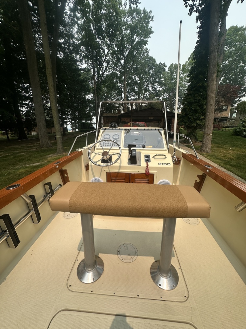 21ft Pursuit Yacht For Sale 21ft Pursuit Yacht For Sale