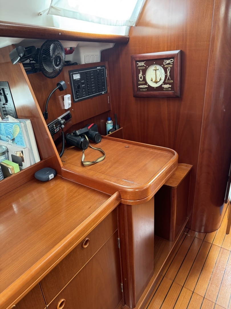 39' 4" | 2003 | Beneteau 393
