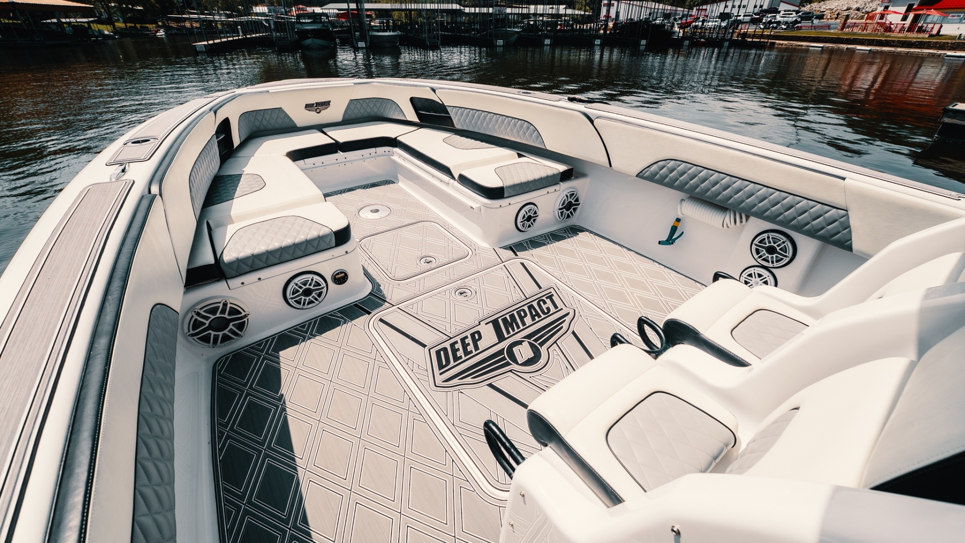 ANDIAMO 39ft Deep Impact Yacht For Sale ANDIAMO 39ft Deep Impact Yacht For Sale