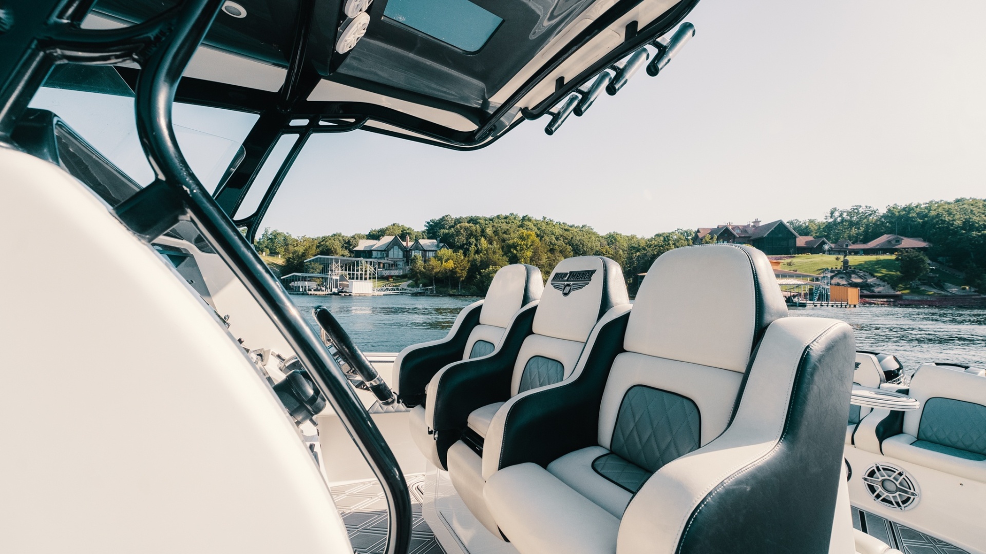 ANDIAMO 39ft Deep Impact Yacht For Sale ANDIAMO 39ft Deep Impact Yacht For Sale
