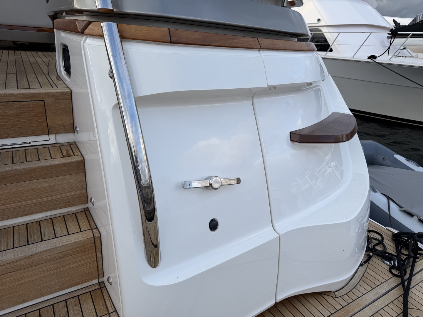 Calm Down 78ft Princess Yacht For Sale
